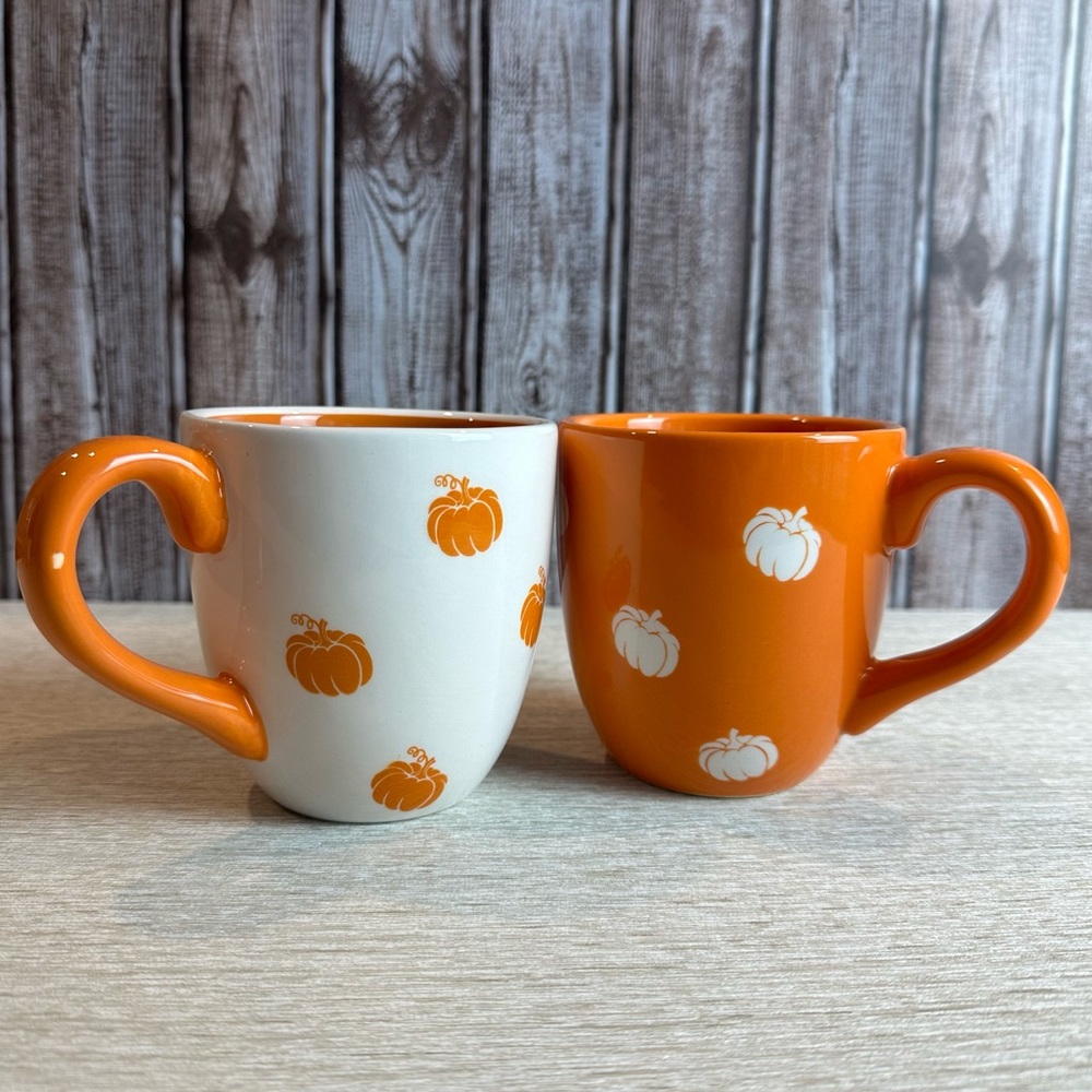 Set of Terramoto Fall Pumpkin Coffee mugs